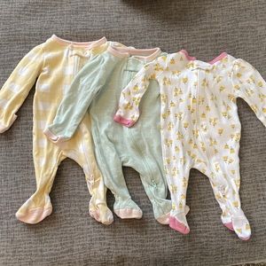 Cloud Island Newborn sleep and play